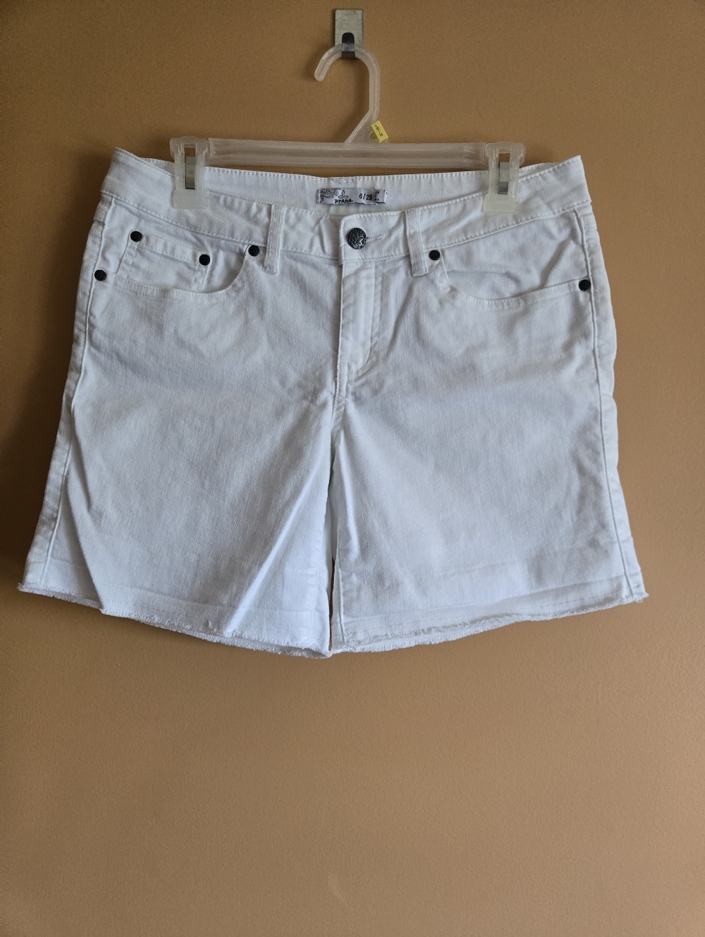 Prana Classic White Denim Women's Shorts With Raw Hem, 6/28